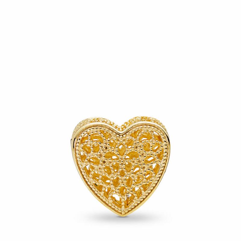 Pandora Shine™ Filled with Romance Charm Gold Egypt XO6015374